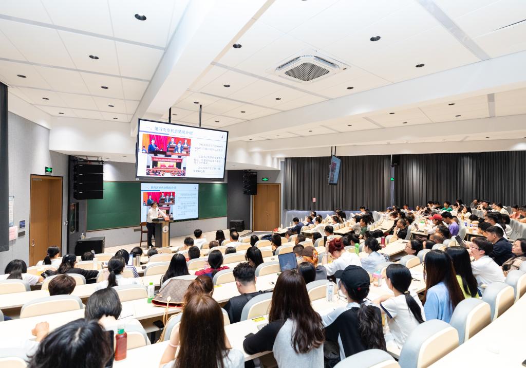 校领导深入二级学院宣讲台州学院第四次党代会精神