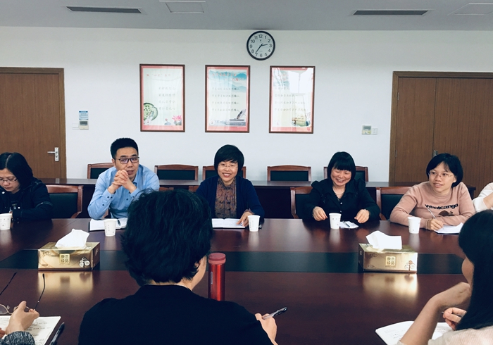 5月14日下午,台州电大副校长陈叶珍一行来我校就学